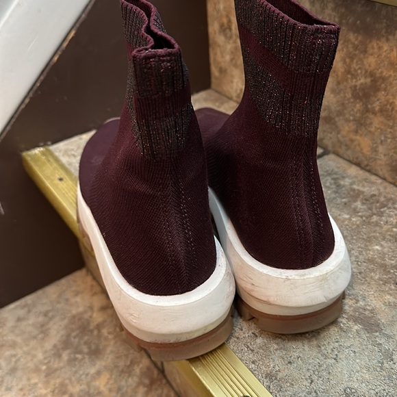 H&M sock style sneaker boots - Picture 3 of 6